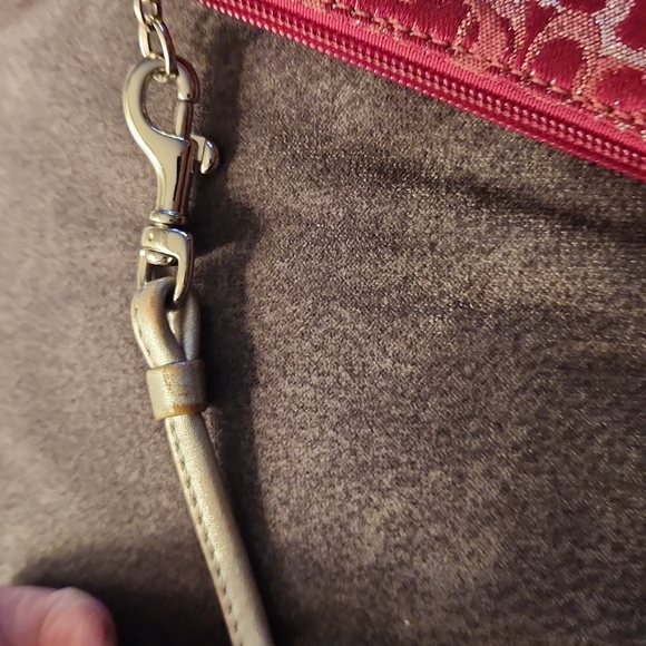 Coach Signature Wristlet, Metallic Raspberry Color - Picture 8 of 8